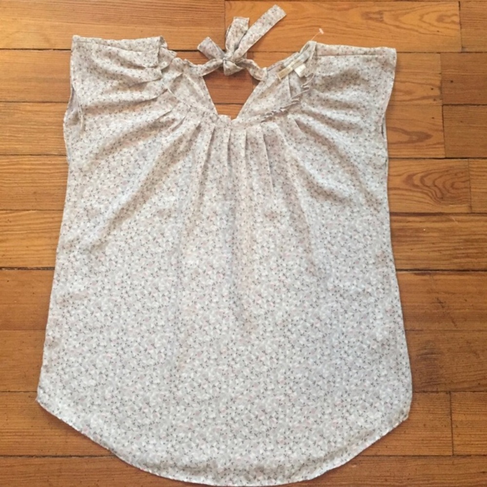 LC floral top